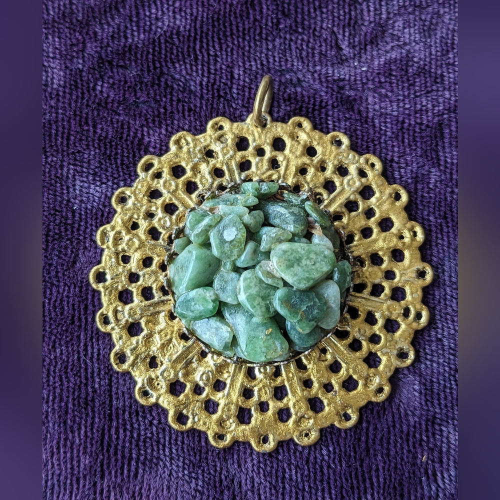 Vintage Sun Shaped Gold Color Pendant With Natural Green Jadeite Stones